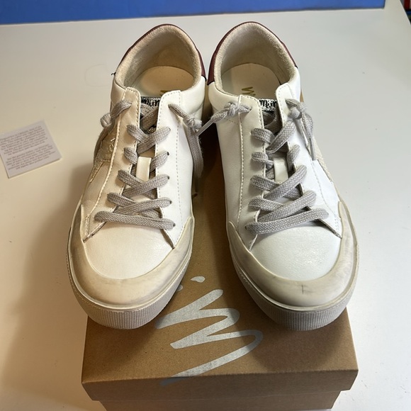 MI IM SADIE WHITE STAR WOMENS SNEAKERS WITH BOX SZ 7.5 - Picture 2 of 12